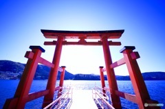 箱根の神々しい鳥居
