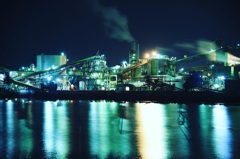 非現実的 工場夜景