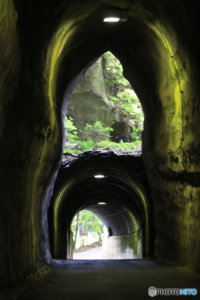 ２段トンネル