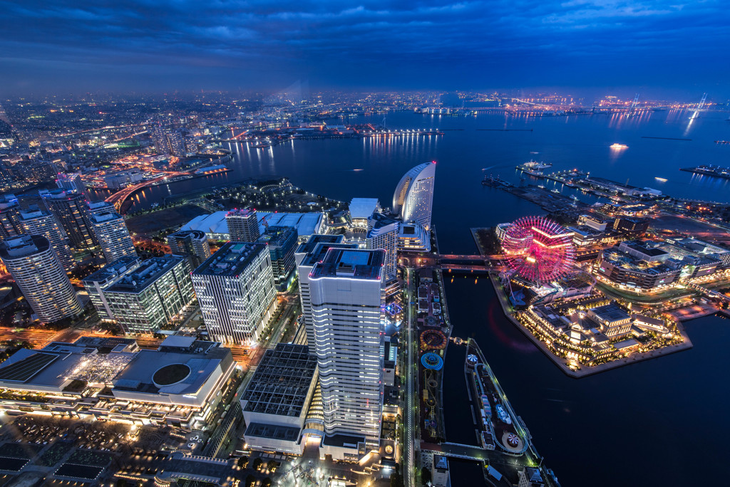 横浜ランドマークタワーの夜景