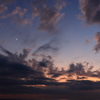 月と夕焼け