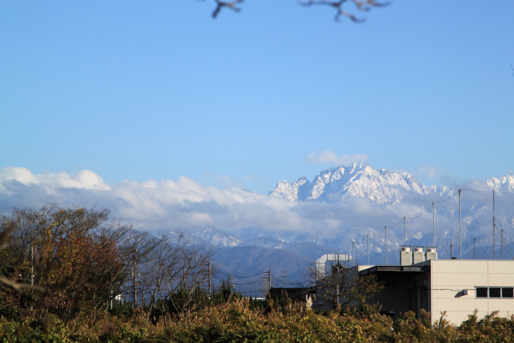 日中上天気・・何処からで見える立山連峰