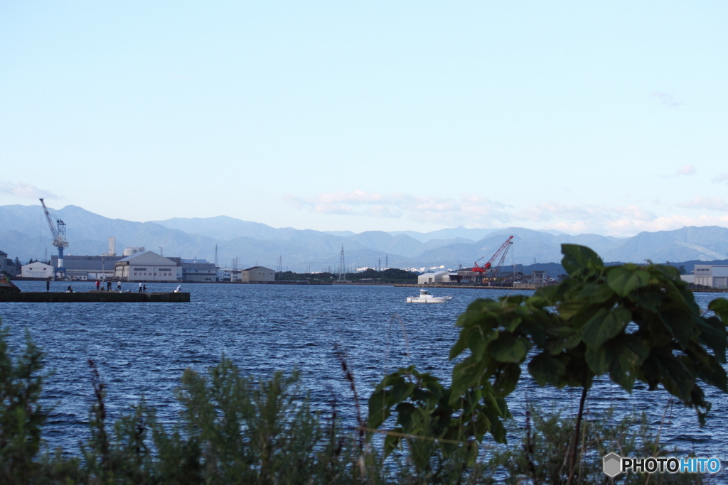 今朝の富山湾風景