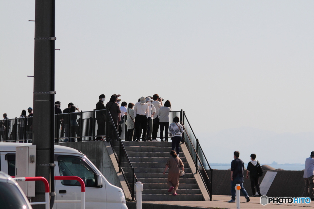 蜃気楼さがしに海の駅・・大型連休最後の日