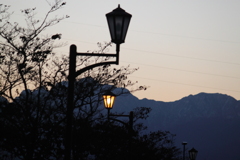 日の出前の立山連峰