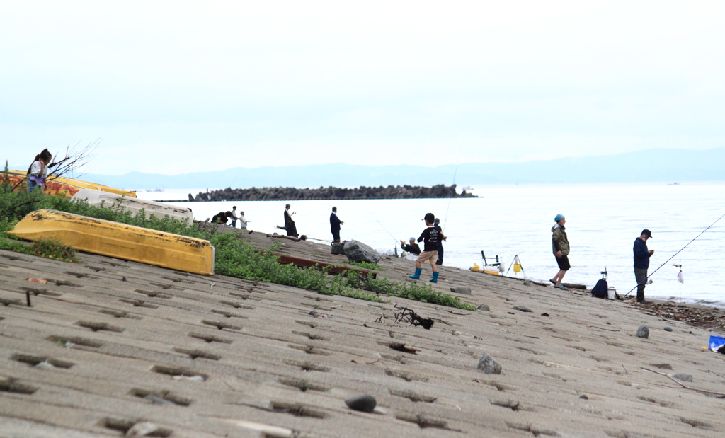 海が一番と・・日曜の朝を楽しむ人々