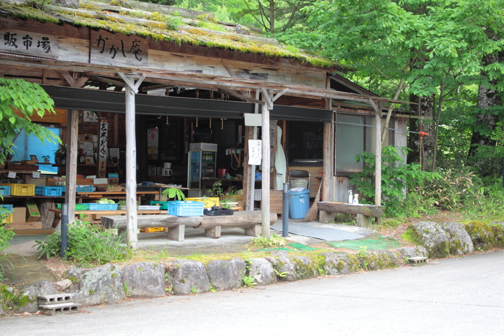 郷愁を誘うお店