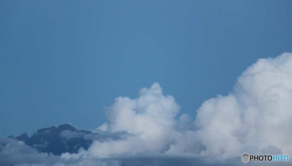 もくもくと湧く雲