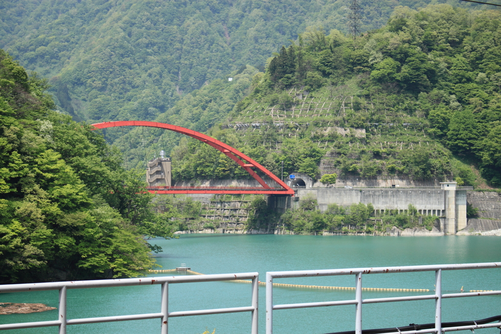 黒部　宇奈月・・湖面橋