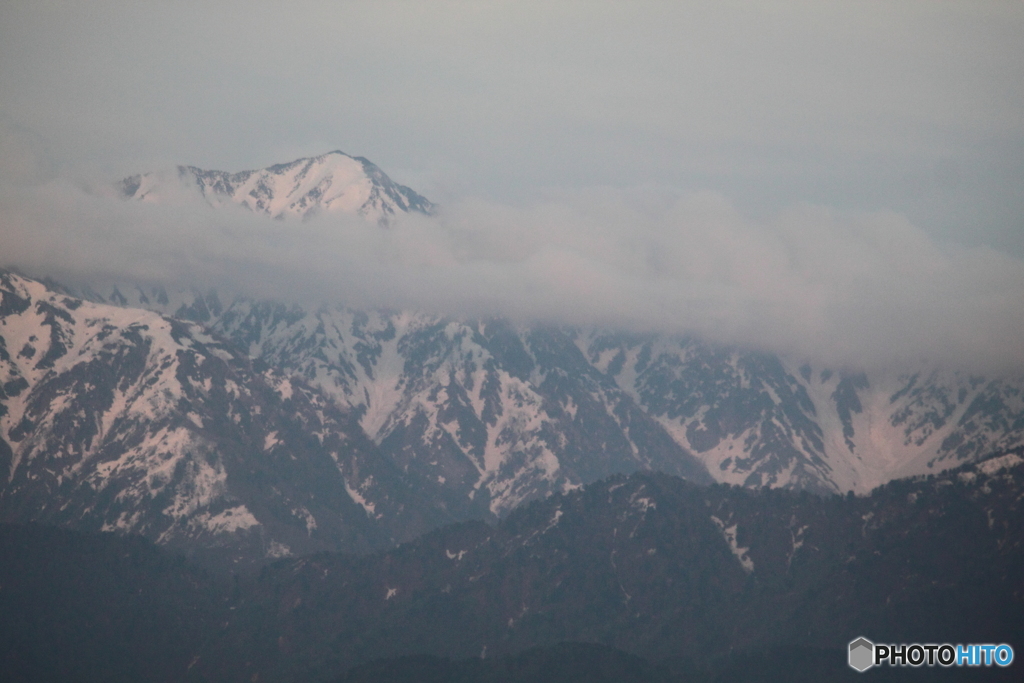 夕時立山連峰　