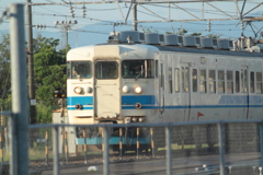 ただいま通過中　あいの風とやま鉄道４１３系