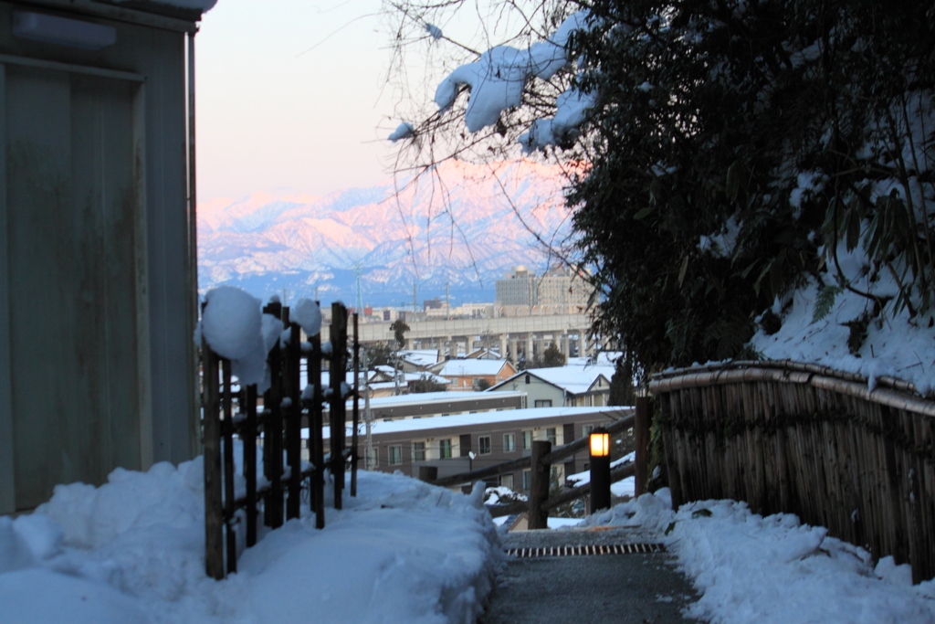 暗くならないうちに降りなくっちゃ