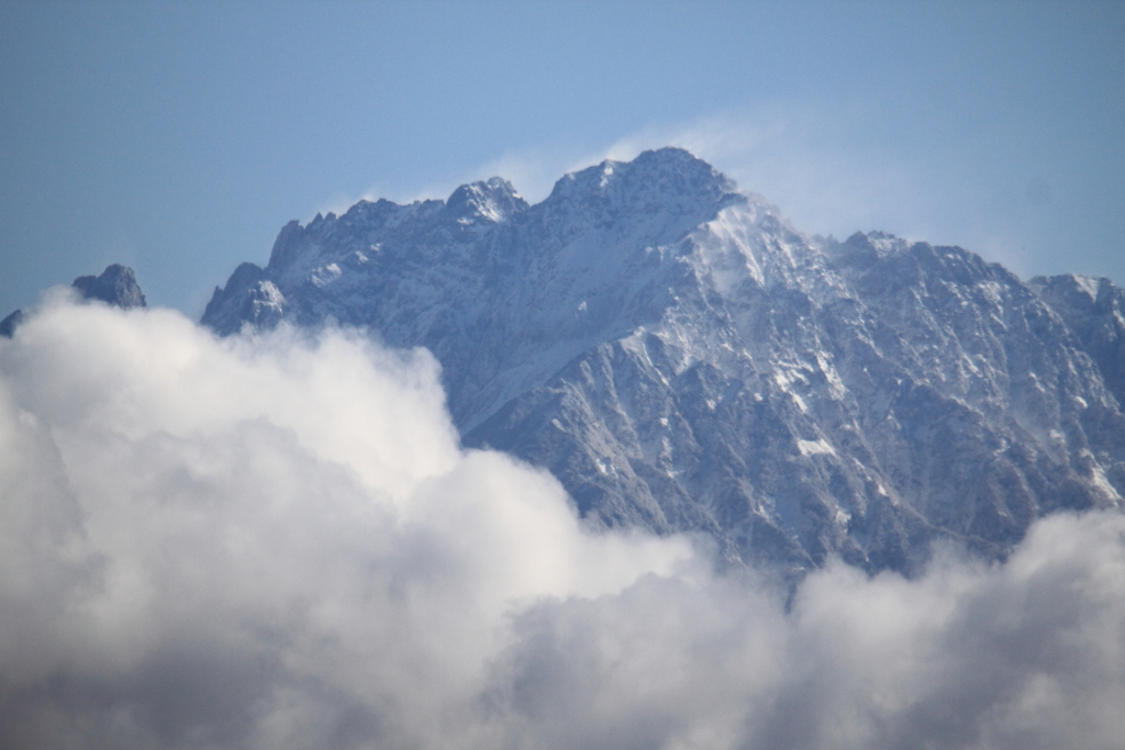 こんな日も有るんです・・今日の立山連峰　剱岳