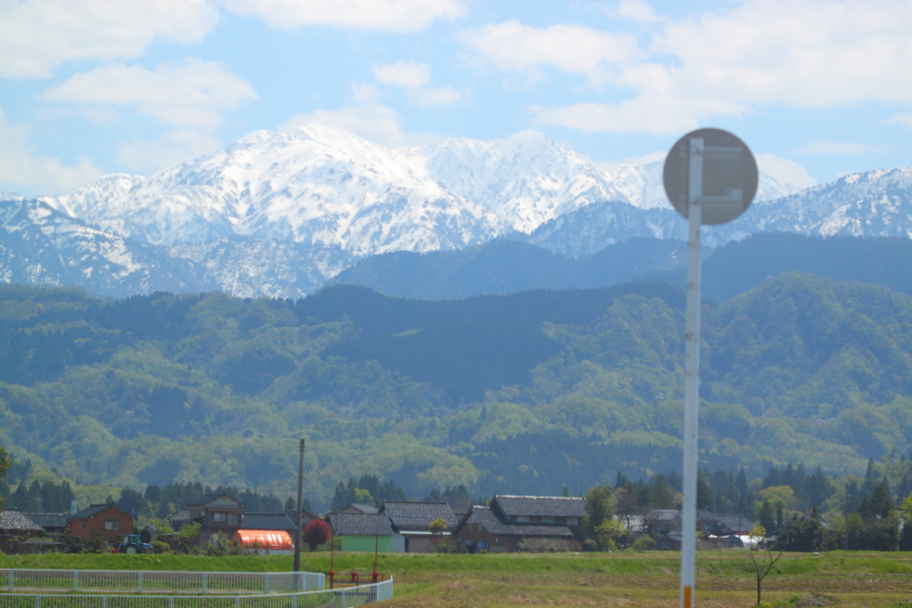 車窓から見た立山連邦