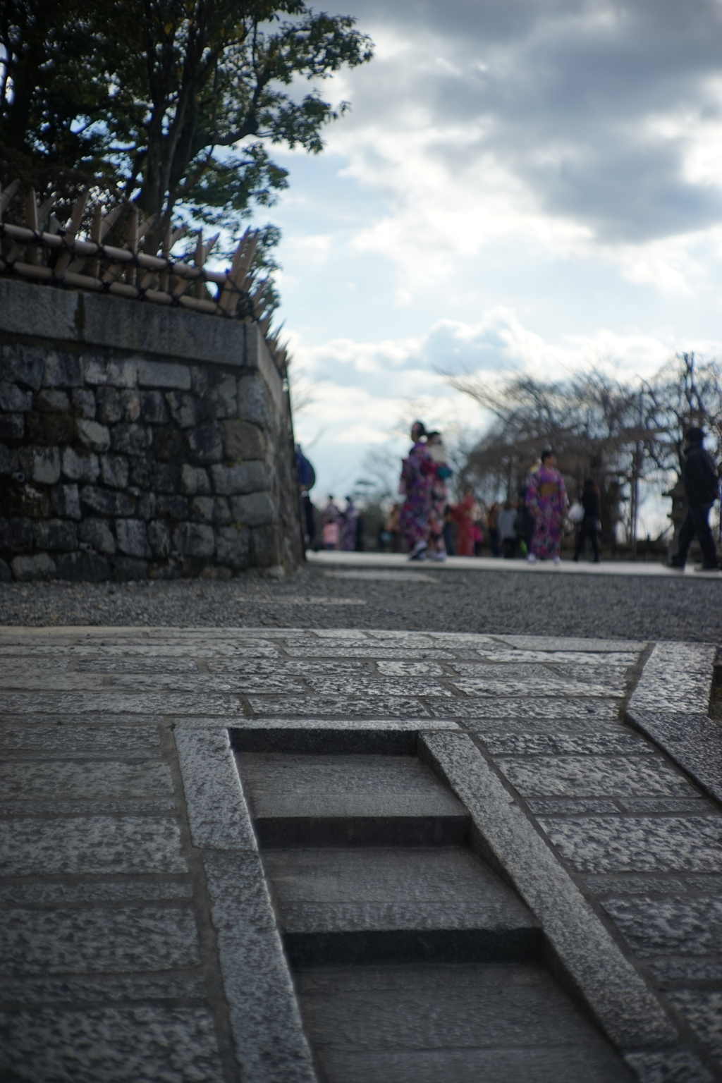 清水寺の境内にて