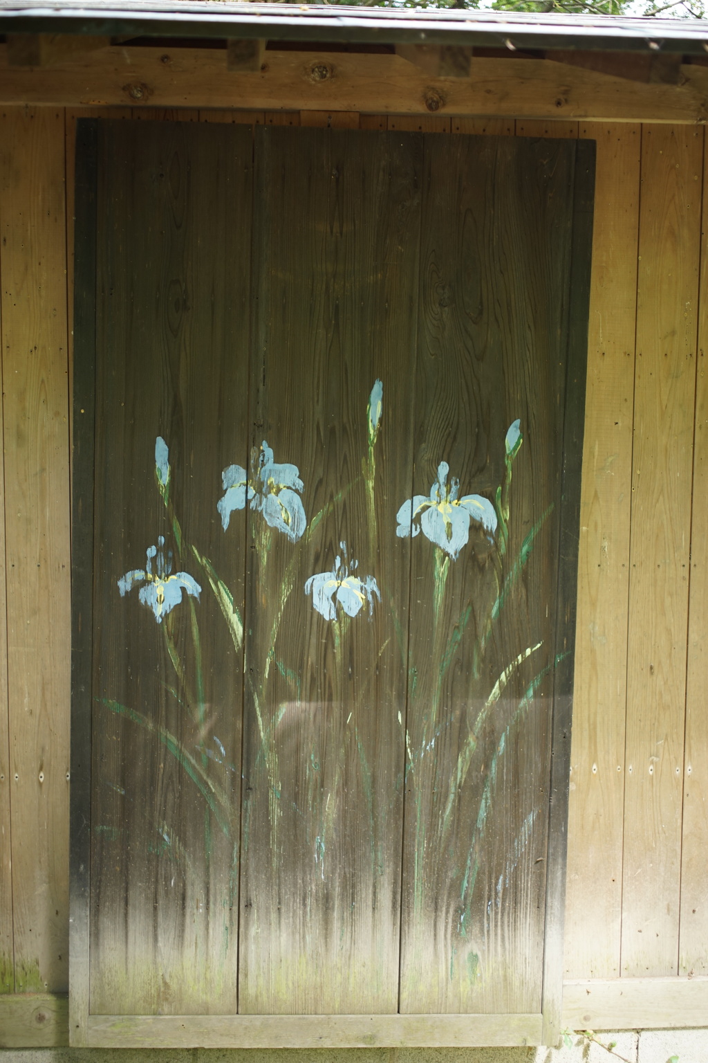 祠の壁画