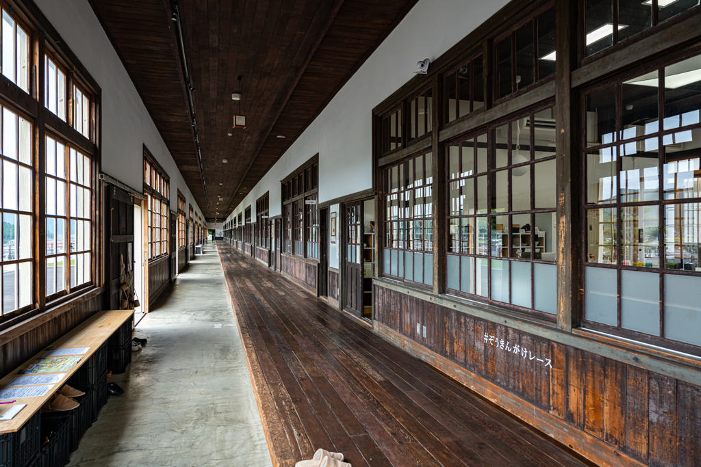 『 長すぎる学校 』
