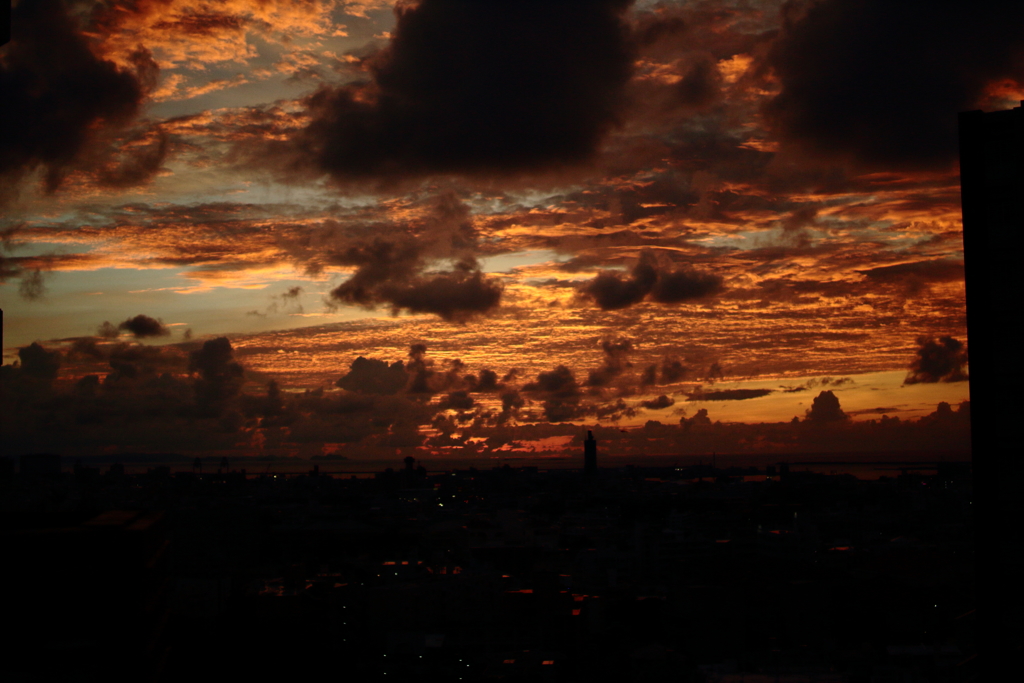 今日の空