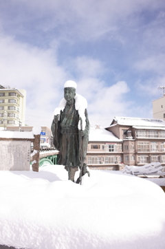 雪まみれ