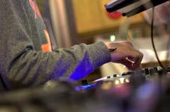 DJ NIGHT