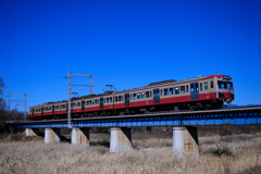 宇賀川を渡る赤電
