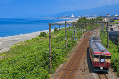 日本海を背に