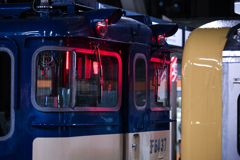今宵、電車に牽引される死重EF64