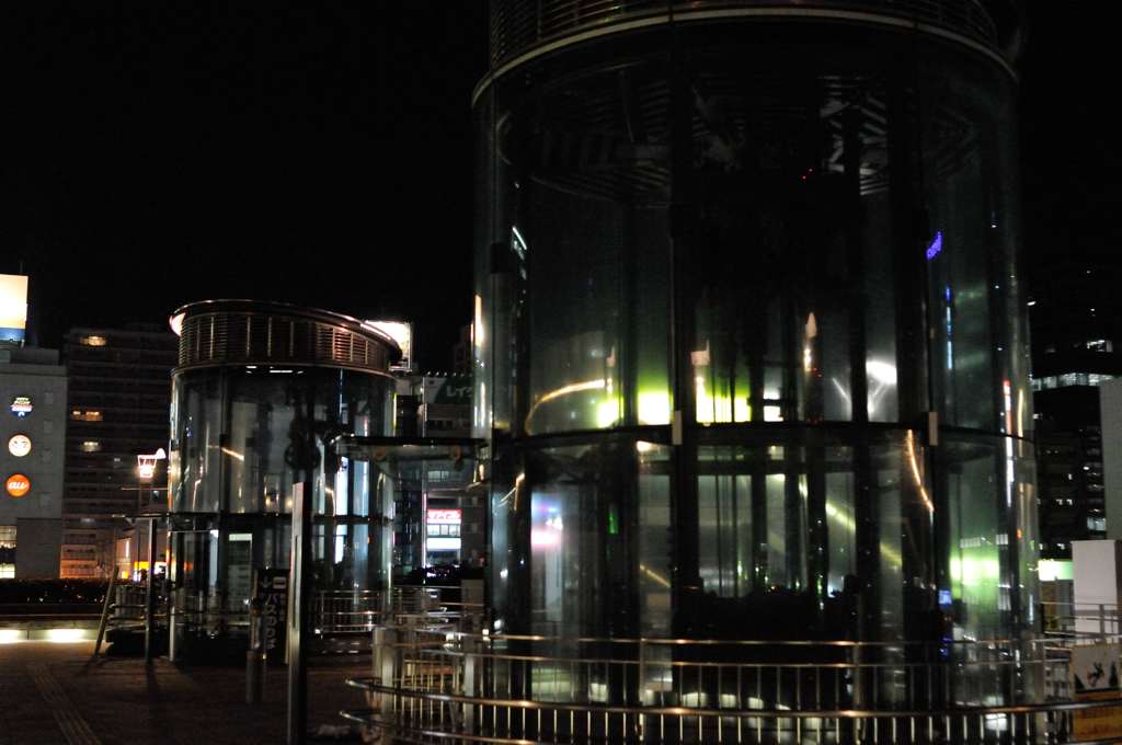 デッキ上のエレベーター