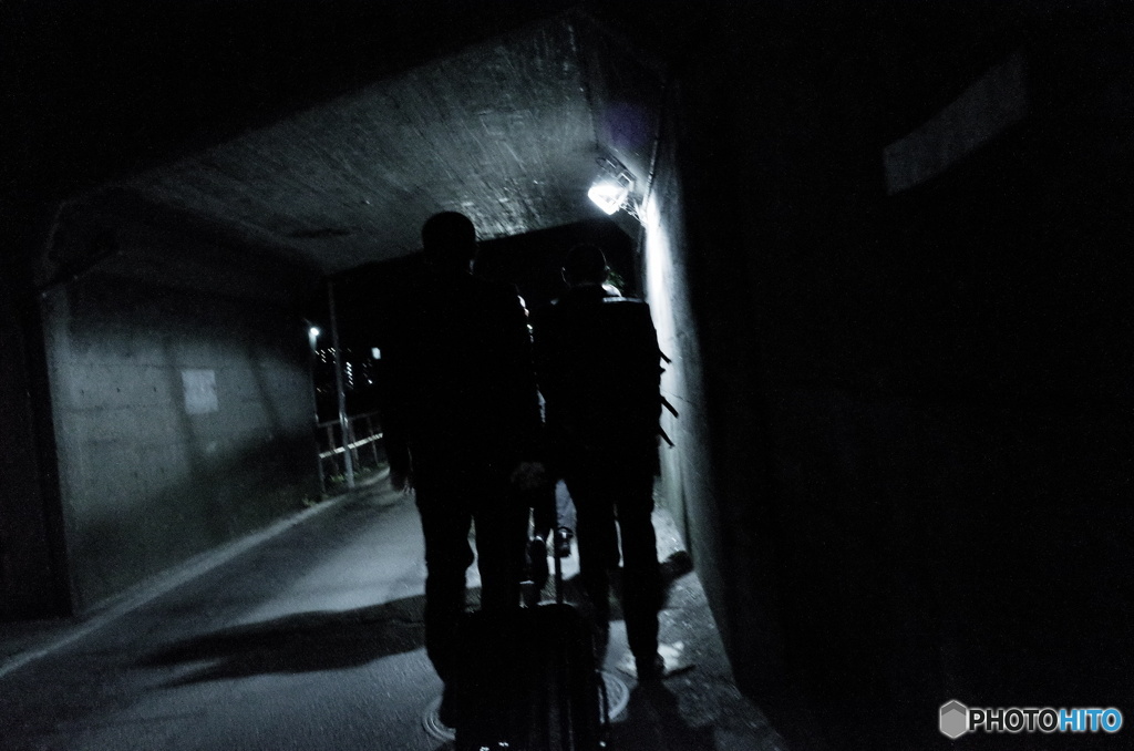 トンネル