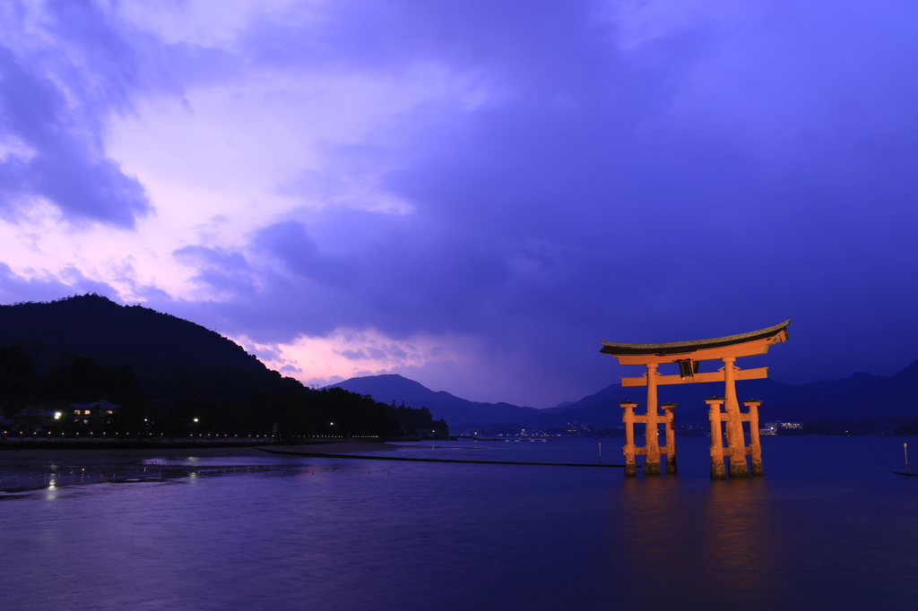 厳島神社　大鳥居