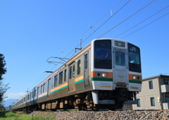 211系