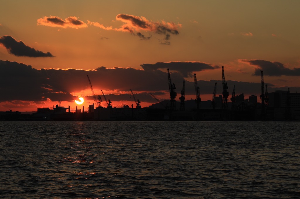 神戸港の夕日、