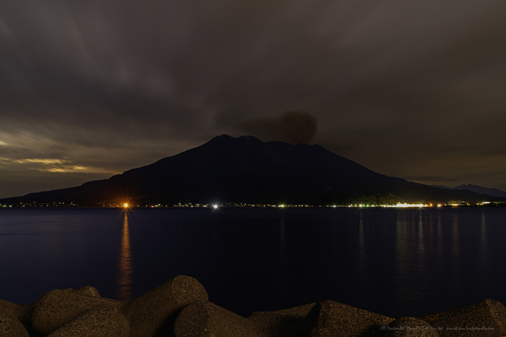 Sakurajima before-dawn