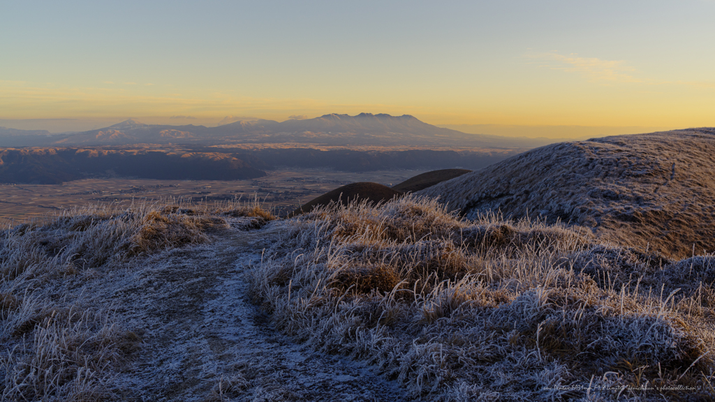杵島岳からくじゅう連山を望む