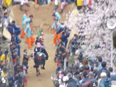 CIMG8513　猪名部神社の上げ馬神事その2