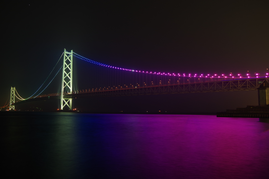 明石海峡大橋....