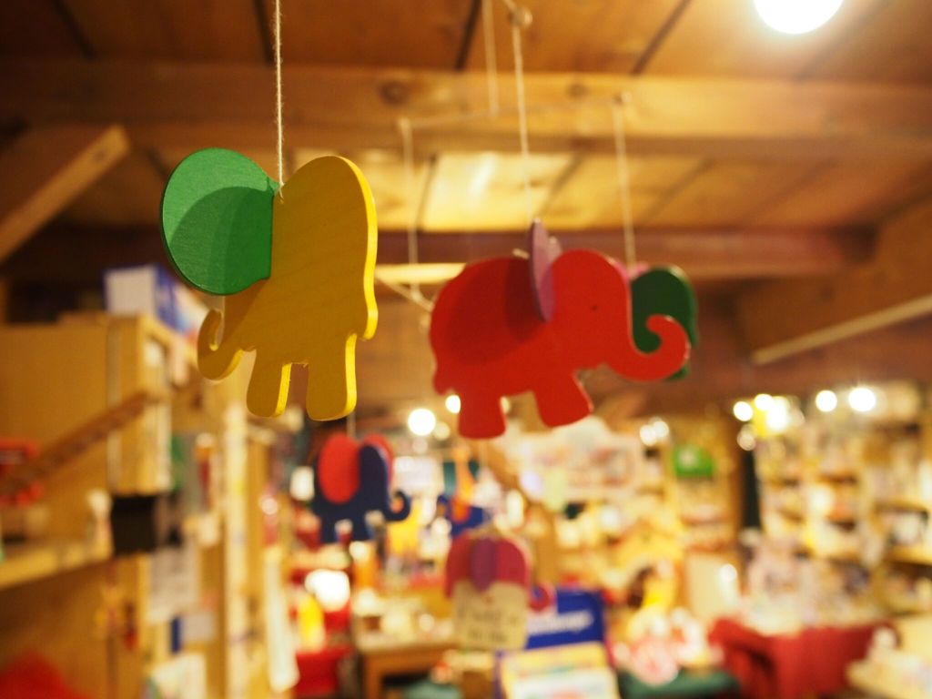 空飛ぶ像