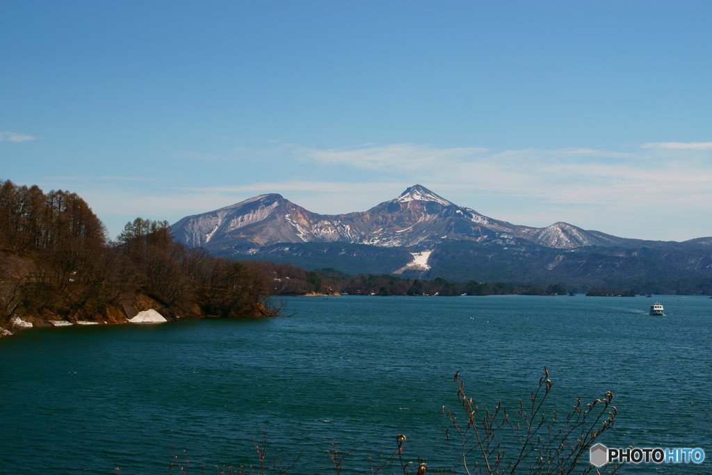 春の磐梯山5月