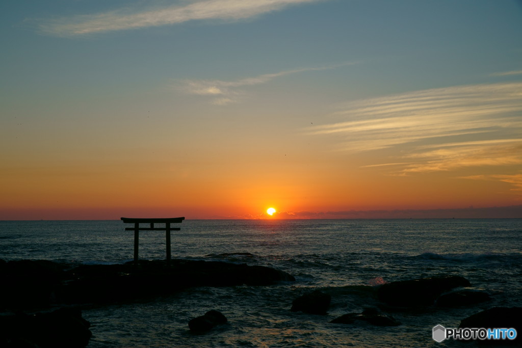 神磯の鳥居　日の出2016