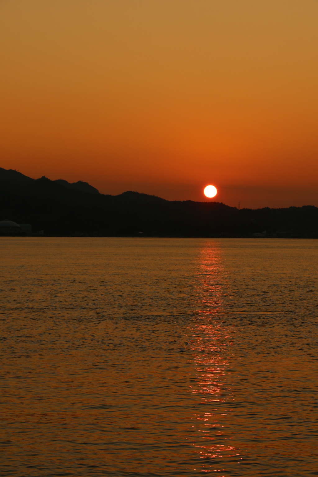 島の夕暮れ