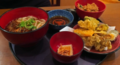 蕎麦処 よしなり こまち