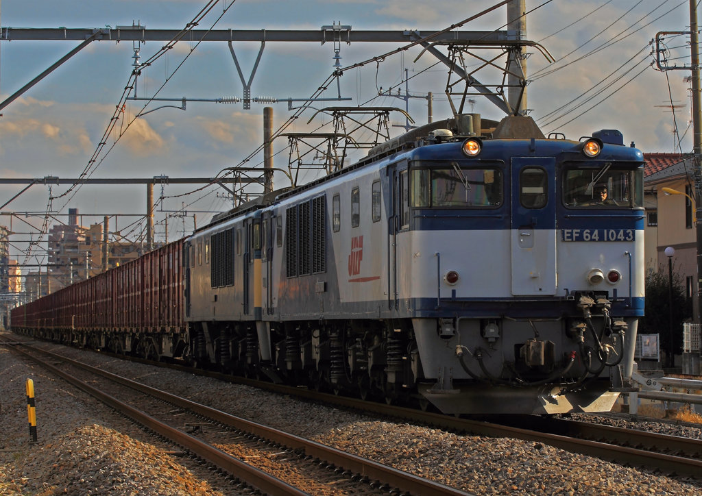 EF64-1043
