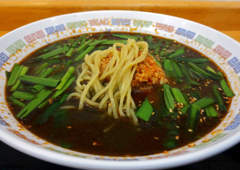 黒胡麻ニラ坦々麺