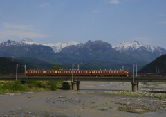 475系