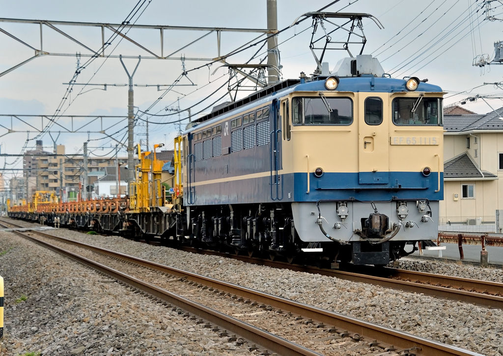 EF65-1115
