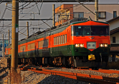 185系
