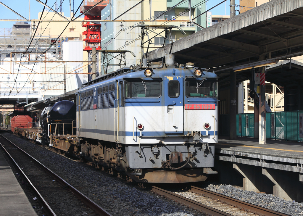 EF65-1097