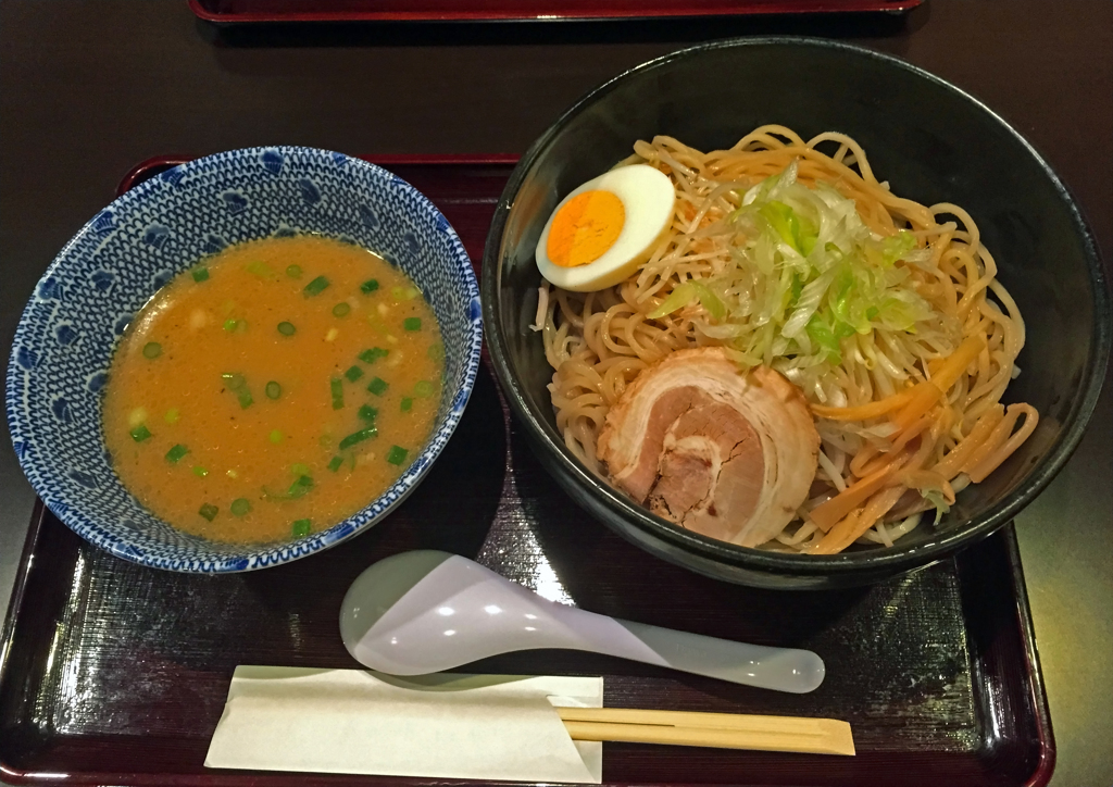 煮干し、さば節入り魚介系つけ麺