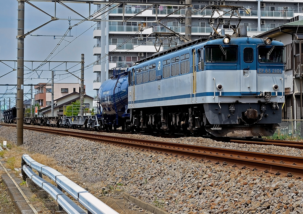 EF65-1101