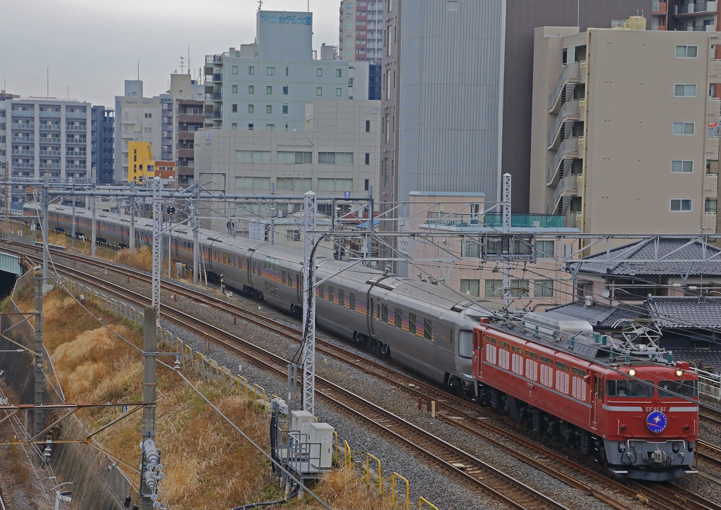 EF81-81
